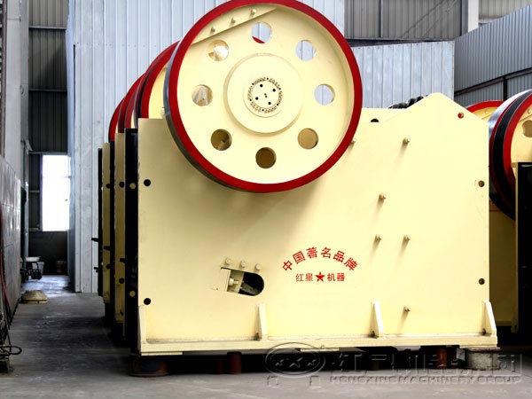 礦石破碎機設備如何選擇？河南破碎機廠家