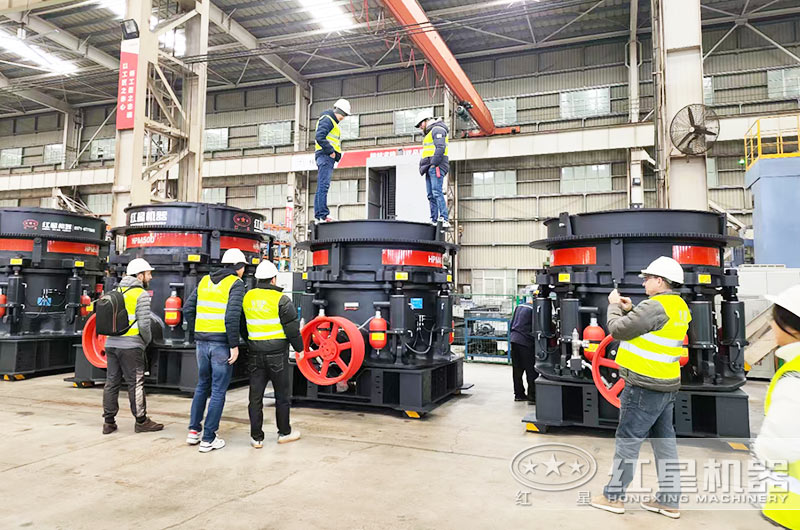 客戶(hù)來(lái)廠考察設(shè)備