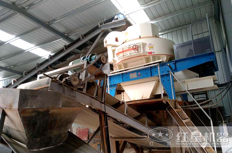 河石碎沙機(jī)多少錢(qián)？生產(chǎn)出來(lái)的人工沙與河沙有什么區(qū)別？